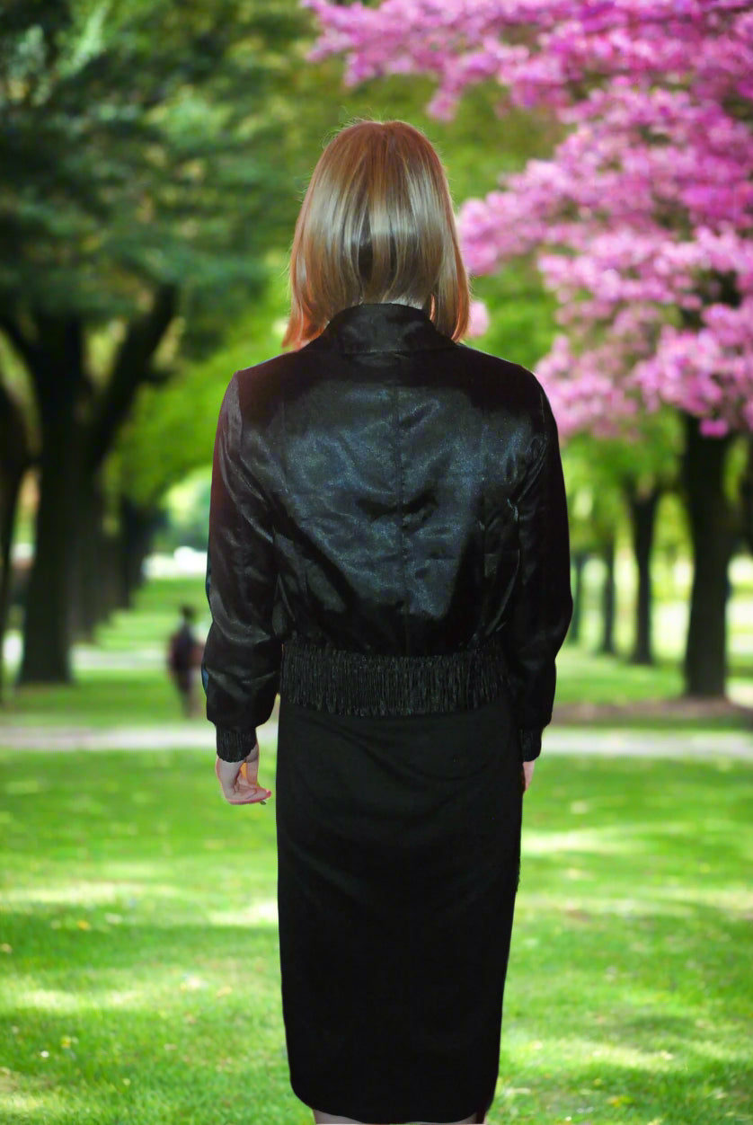 Woman’s Crop Coat Jou Jou Black Small Solid Pattern