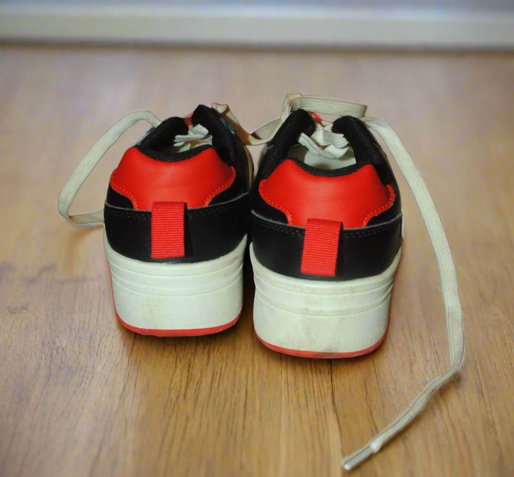 Unisex Sneakers Primark Black/Red 4 Solid Pattern