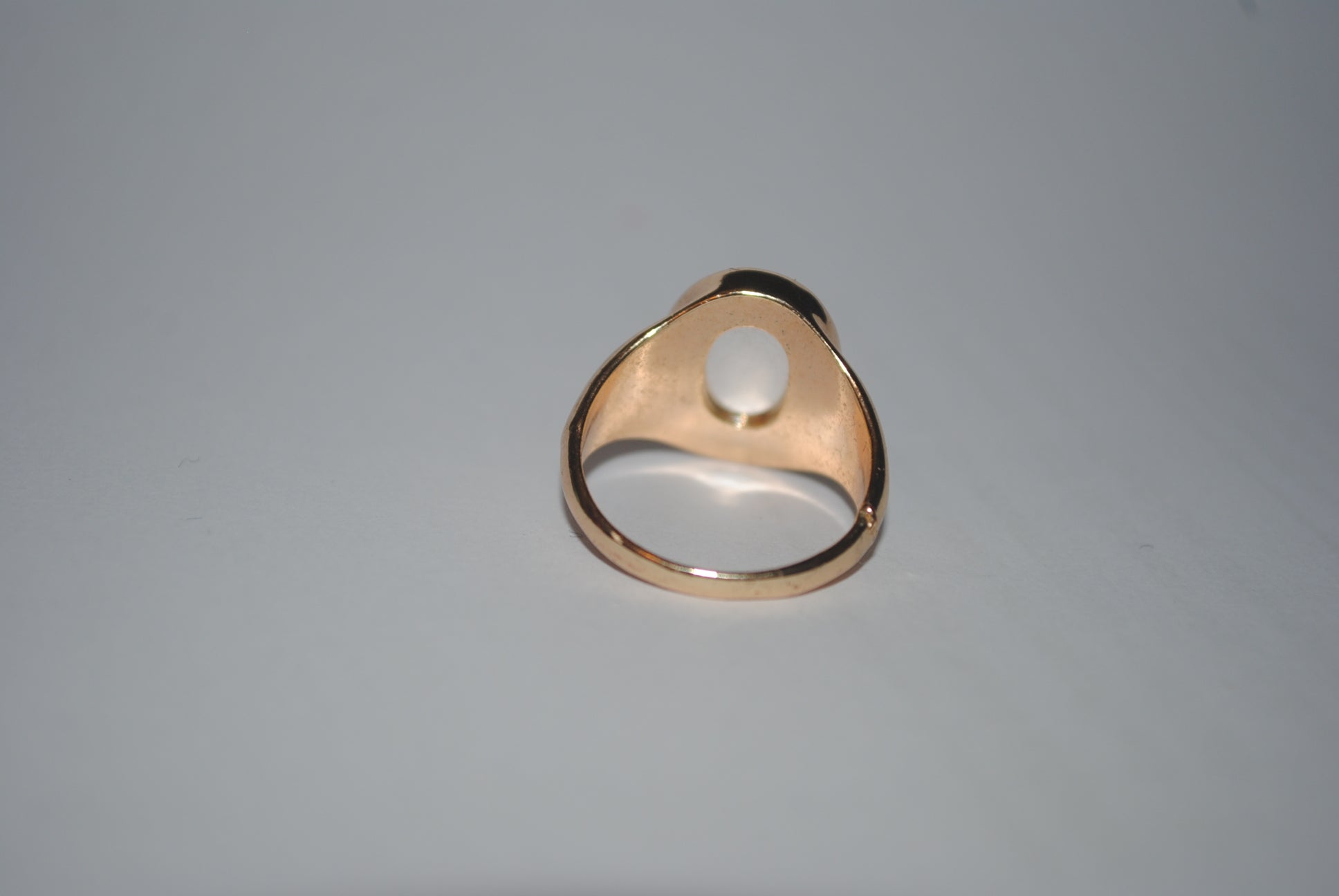 Preloved Gold-Tone Citrine-Style Cabochon Signet Ring