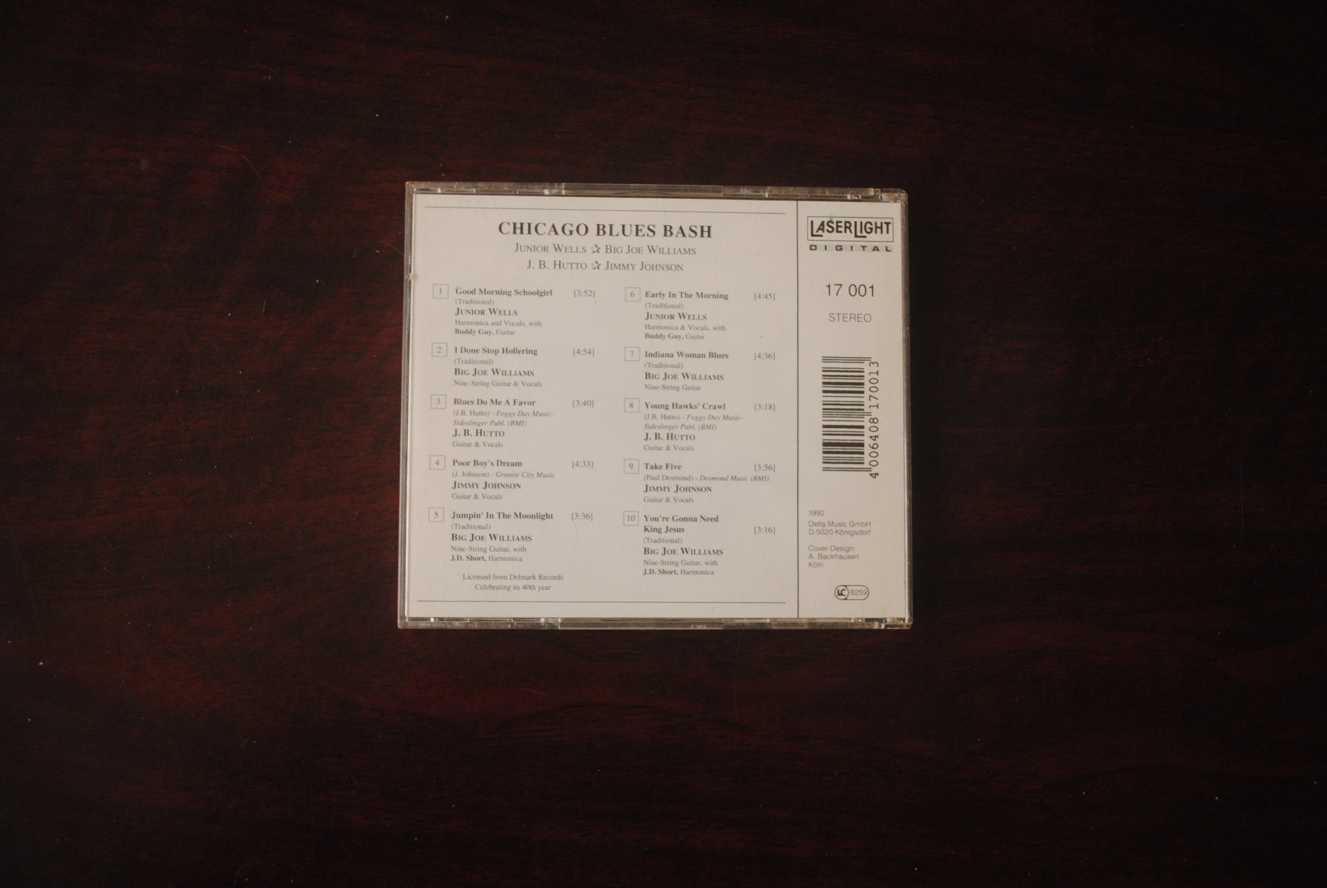 Chicago Blues Bash: The Essential Electric Blues Collection