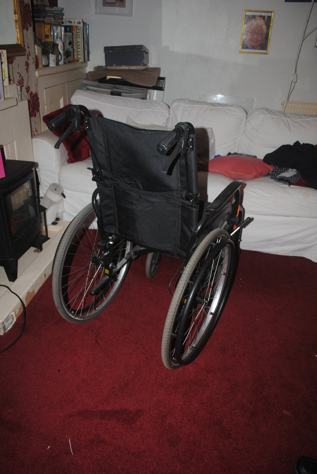 Folding Self-Propel Wheelchair with Removable Footrests