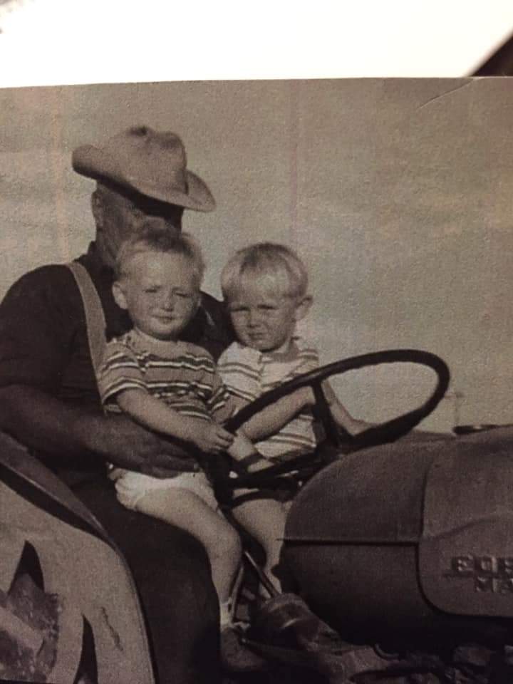 Digital Photo Restoration & Colourisation - Family History Service