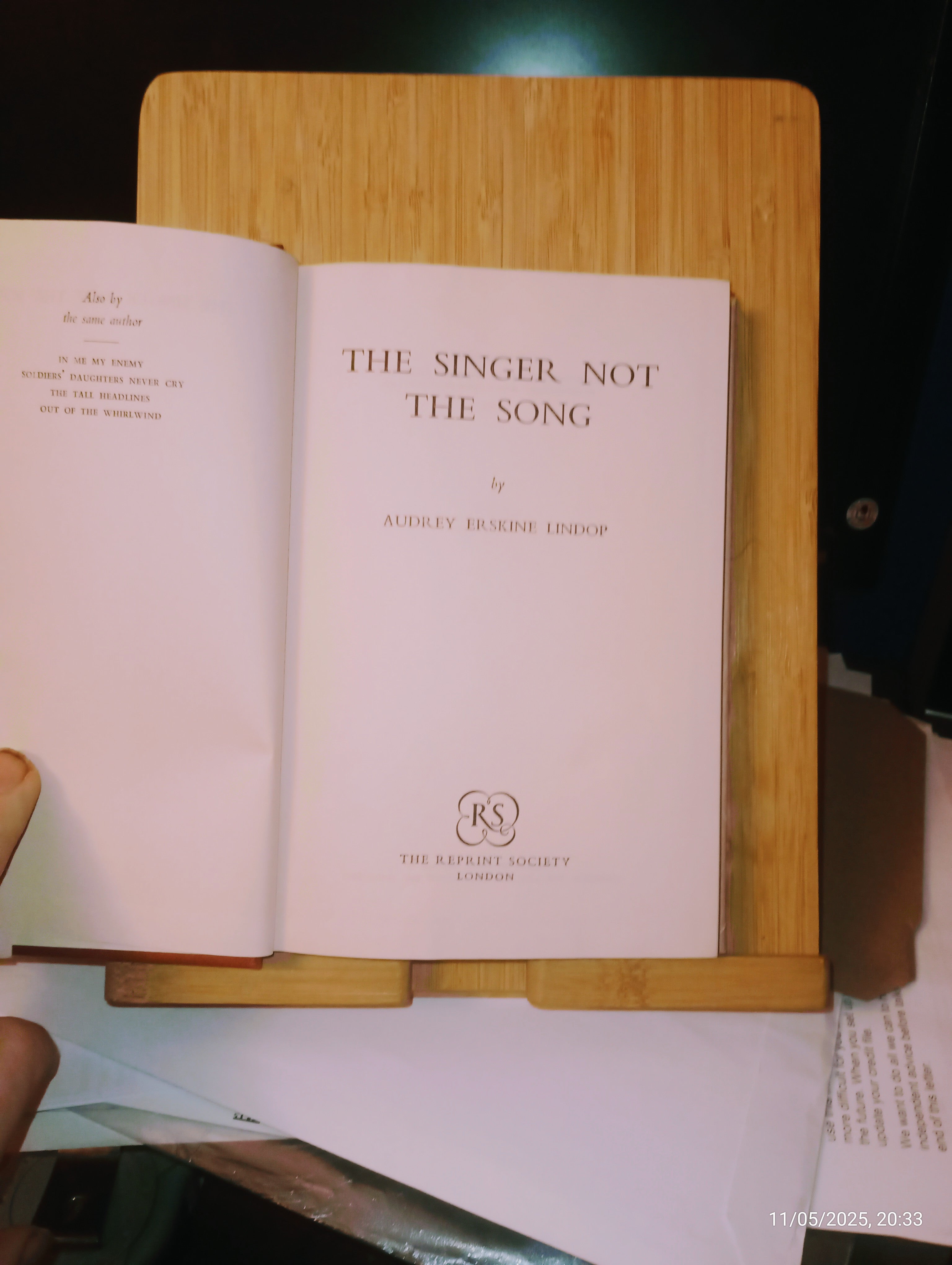 The Singer Not the Song c1953 byAudrey Erskine Lindop Hb DJ