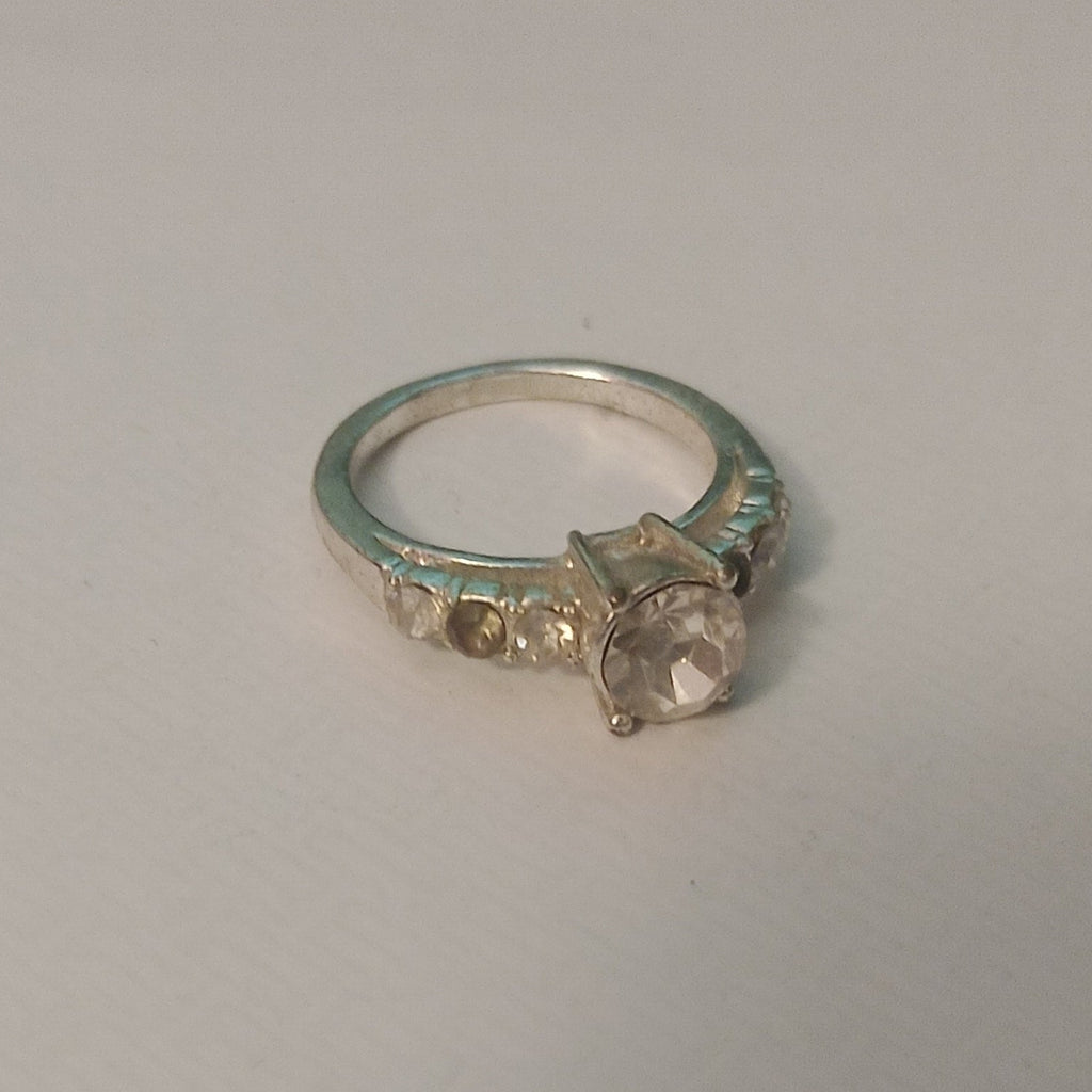 ✨ Vintage Art Deco Style Costume Ring - Clear Stones (2 Missing) - To Good Home