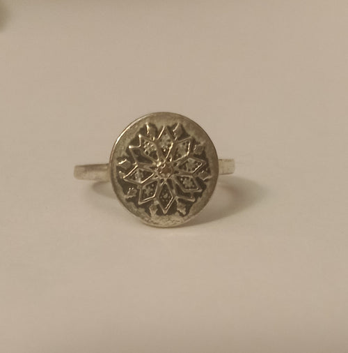 Filigree Mandala Band Ring Silver Tone Oxidised Detail, Q Size