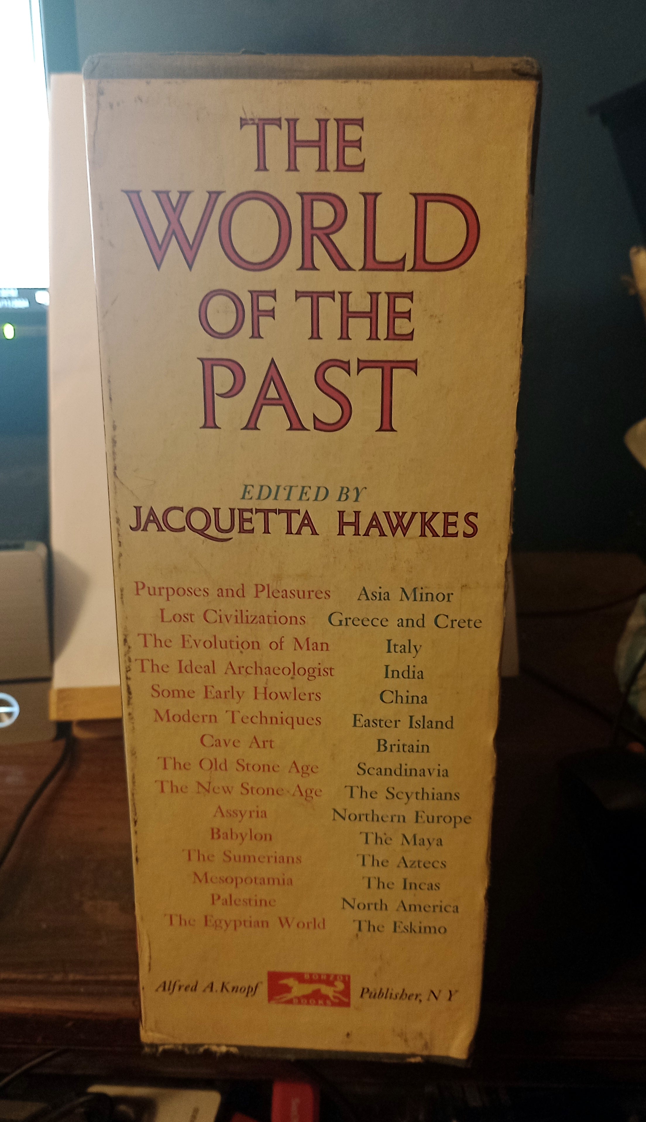 The World of the Past Jacquetta Hawkes c1963 2 Volumes HB
