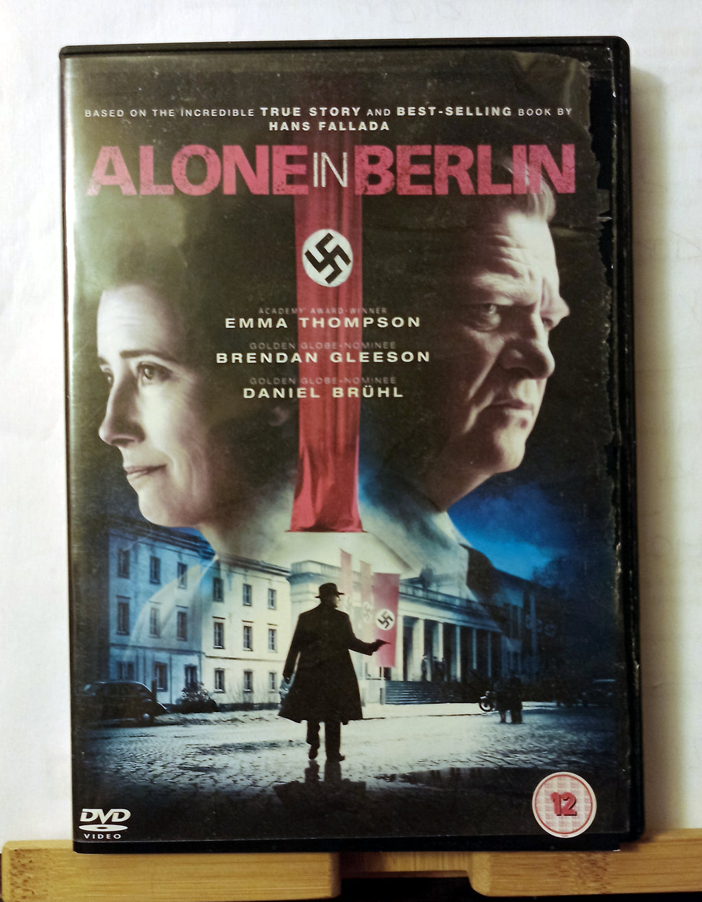Alone In Berlin [DVD] Daniel Brühl (Actor), Emma Thompson (Actor), Vincent Perez (Director, Writer)