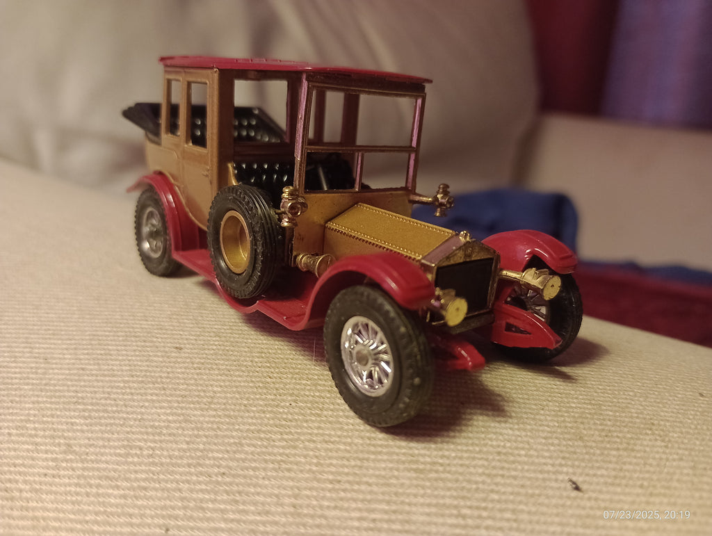 Matchbox Models of Yesteryear Y-6 1920 Rolls Royce Fire Engine diecast model