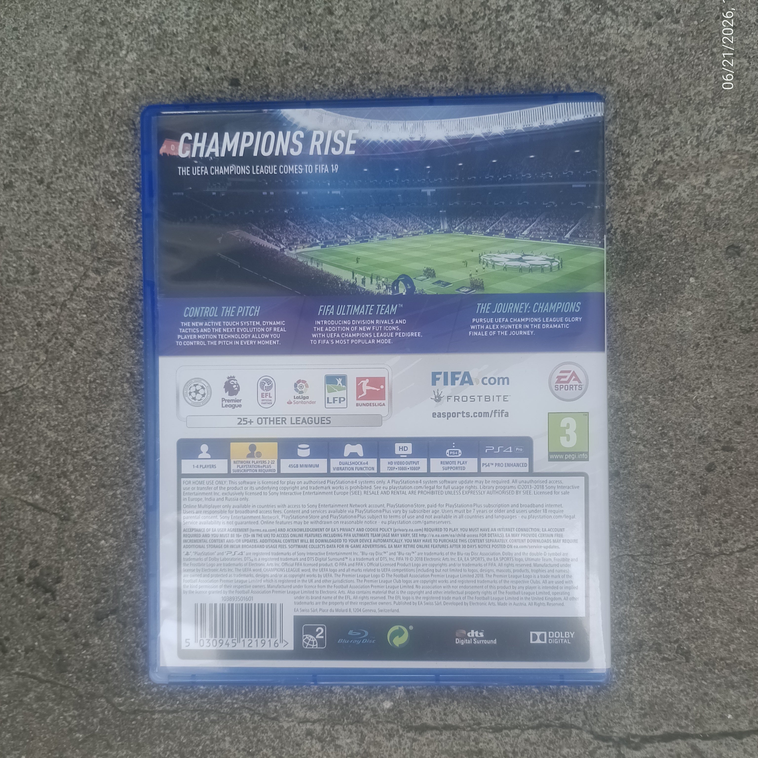 FIFA 19 - Playstation 4 - PEGI 3
